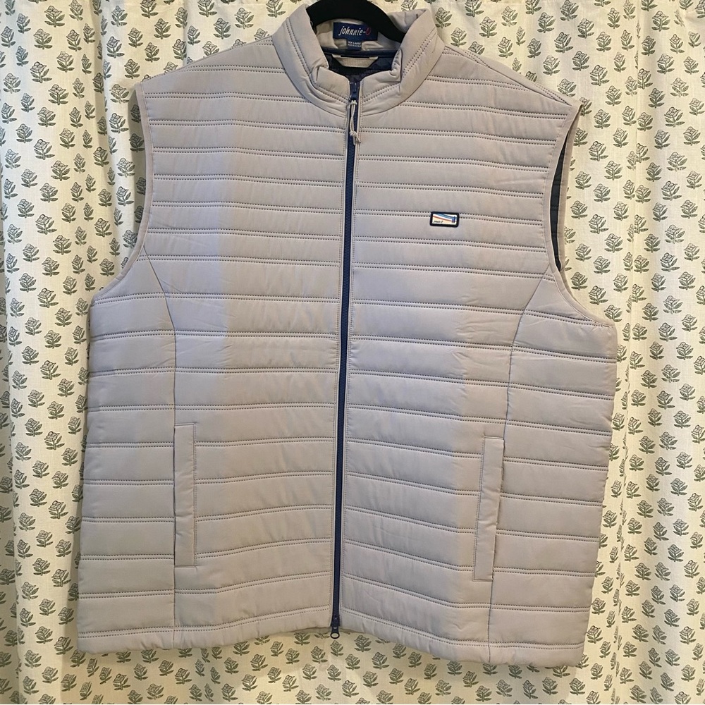 Johnnie-O men’s puffer quilted performance vest- gray, XXL, never worn